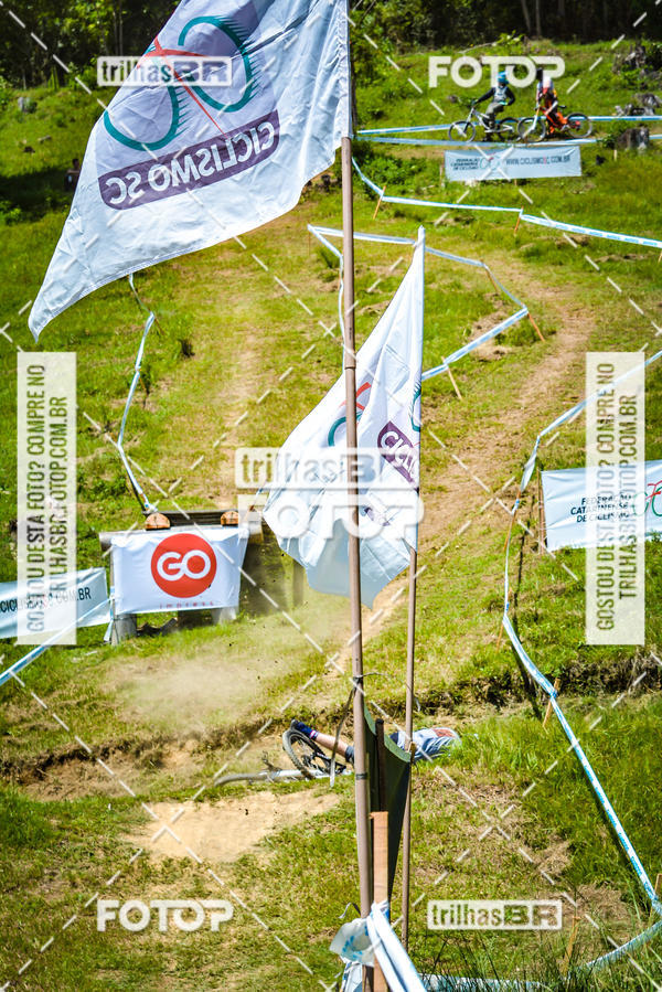 Buy your photos of the eventSul Brasileiro de Downhill on Fotop