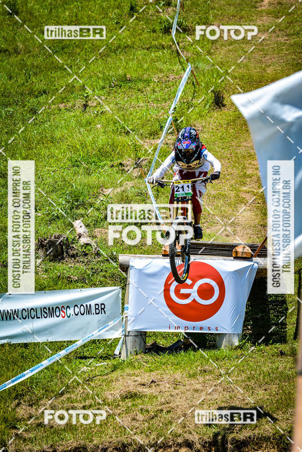 Buy your photos of the eventSul Brasileiro de Downhill on Fotop