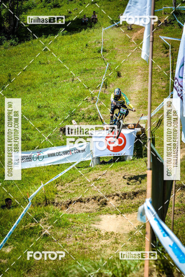 Buy your photos of the eventSul Brasileiro de Downhill on Fotop