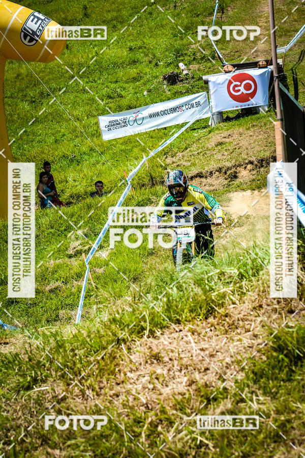 Buy your photos of the eventSul Brasileiro de Downhill on Fotop