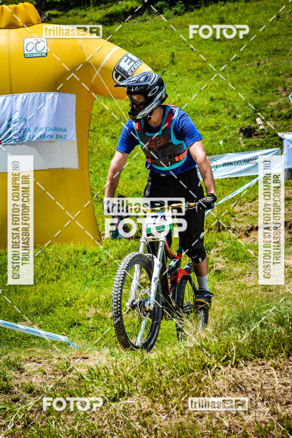 Buy your photos of the eventSul Brasileiro de Downhill on Fotop
