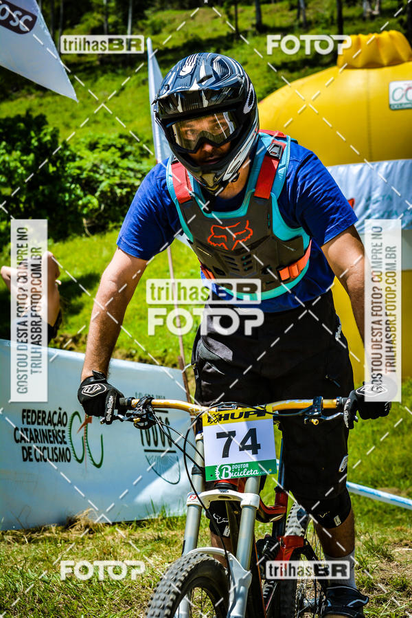 Buy your photos of the eventSul Brasileiro de Downhill on Fotop