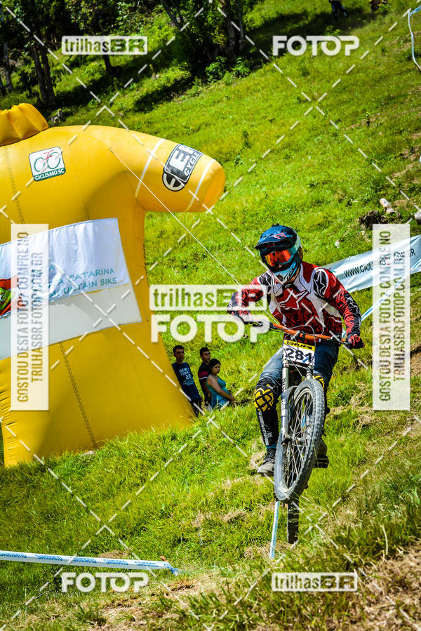 Buy your photos of the eventSul Brasileiro de Downhill on Fotop