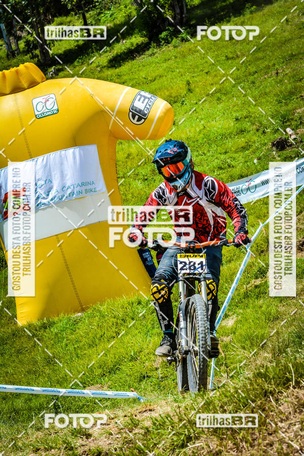 Buy your photos of the eventSul Brasileiro de Downhill on Fotop