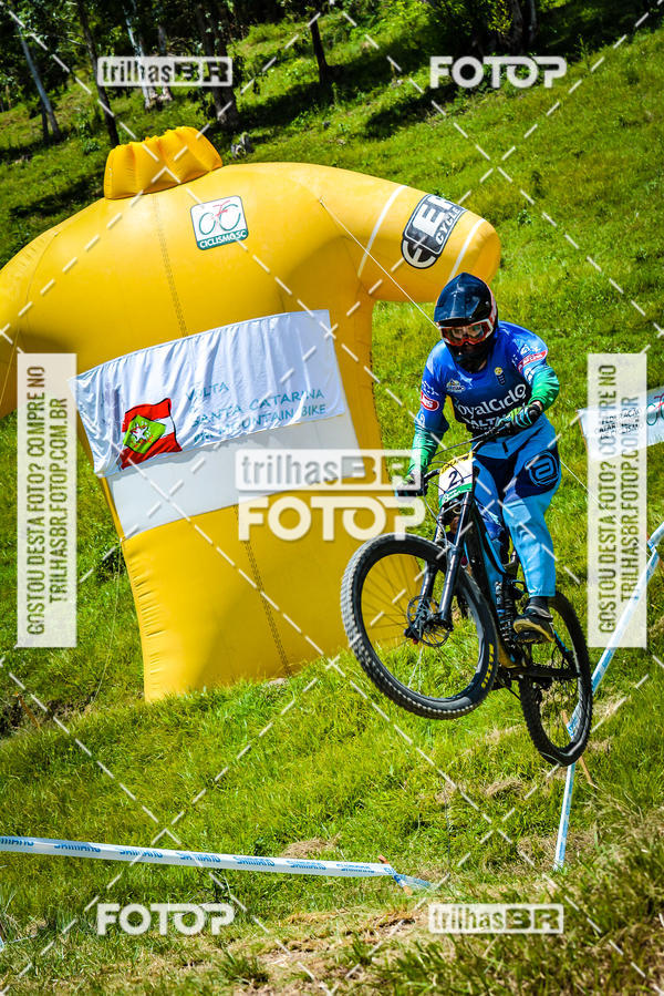 Buy your photos of the eventSul Brasileiro de Downhill on Fotop