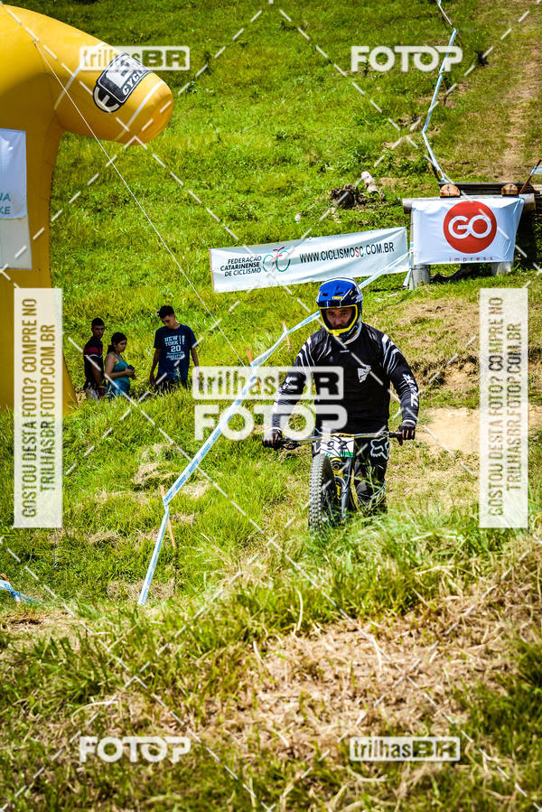 Buy your photos of the eventSul Brasileiro de Downhill on Fotop