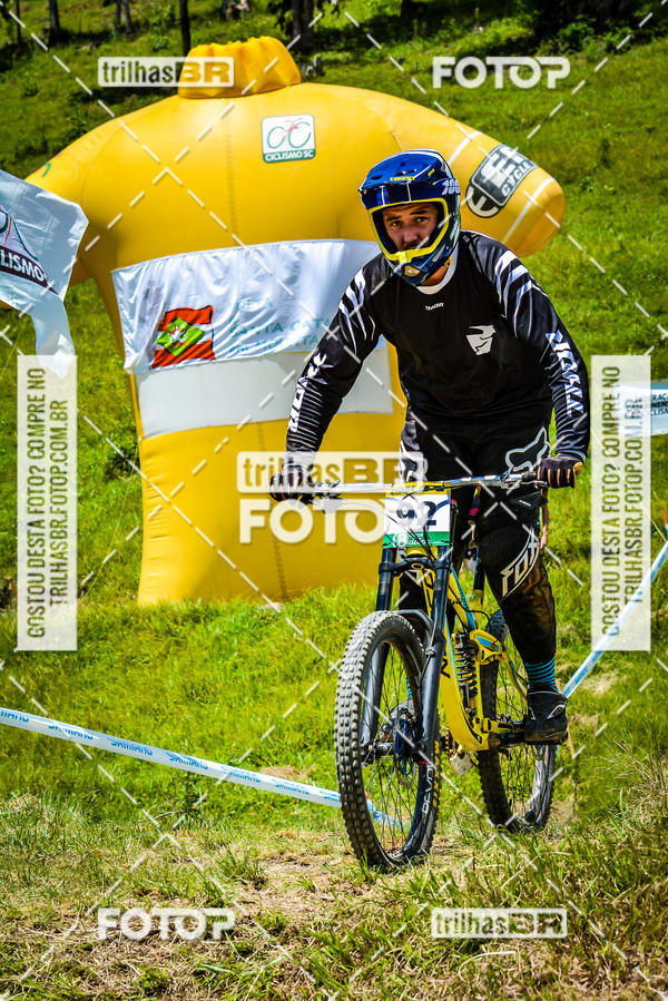Buy your photos of the eventSul Brasileiro de Downhill on Fotop