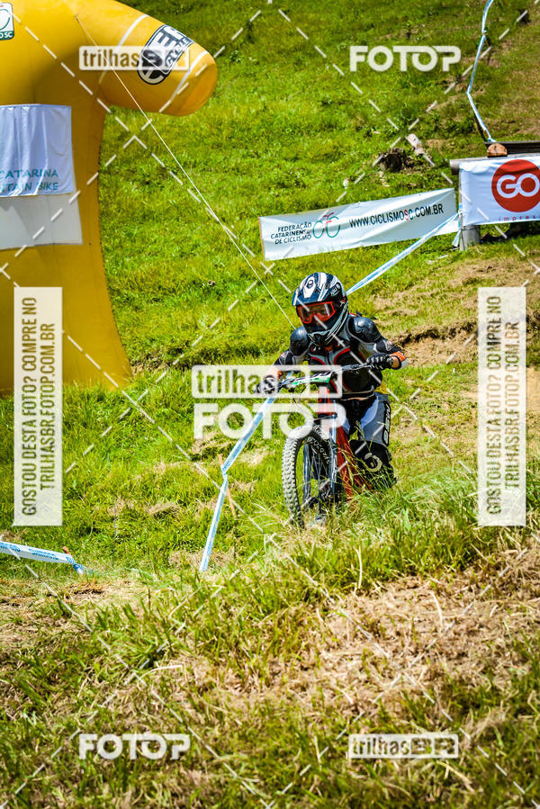 Buy your photos of the eventSul Brasileiro de Downhill on Fotop