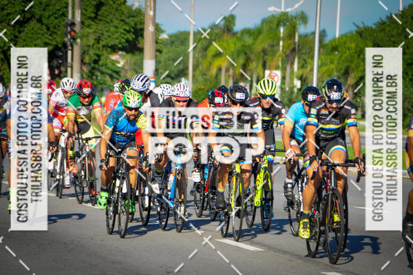 Buy your photos of the eventSubida do Morro da Cruz on Fotop