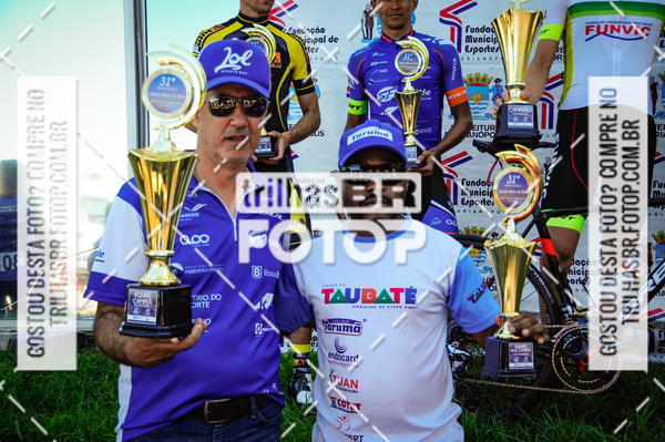 Buy your photos of the eventSubida do Morro da Cruz on Fotop