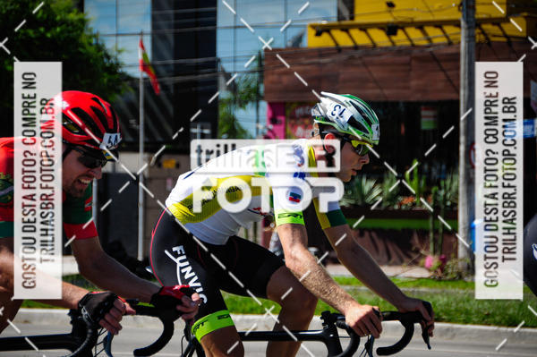 Buy your photos of the eventSubida do Morro da Cruz on Fotop