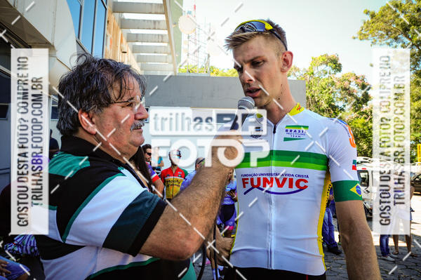 Buy your photos of the eventSubida do Morro da Cruz on Fotop