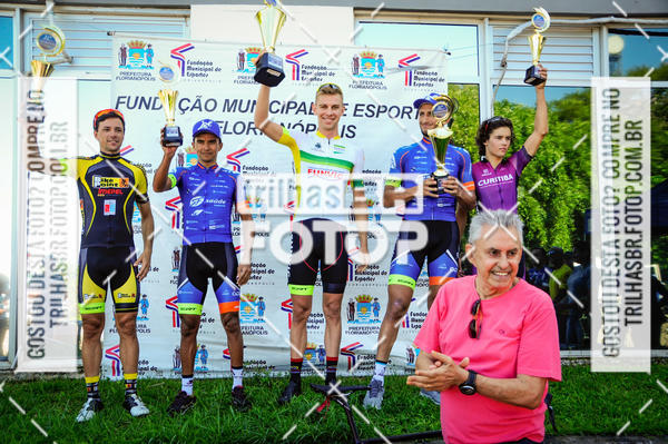 Buy your photos of the eventSubida do Morro da Cruz on Fotop