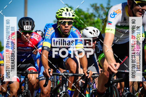 Buy your photos of the eventSubida do Morro da Cruz on Fotop