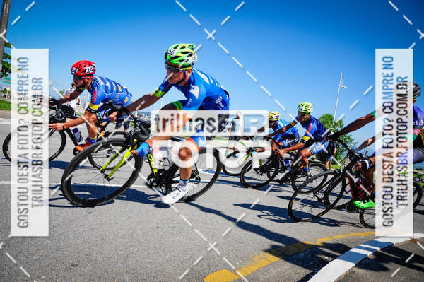 Buy your photos of the eventSubida do Morro da Cruz on Fotop