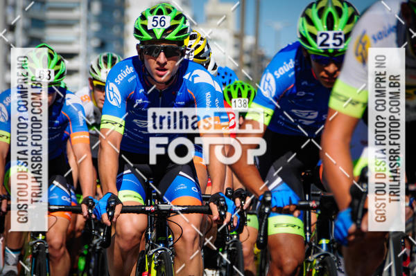 Buy your photos of the eventSubida do Morro da Cruz on Fotop