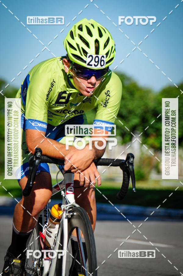 Buy your photos of the eventSubida do Morro da Cruz on Fotop