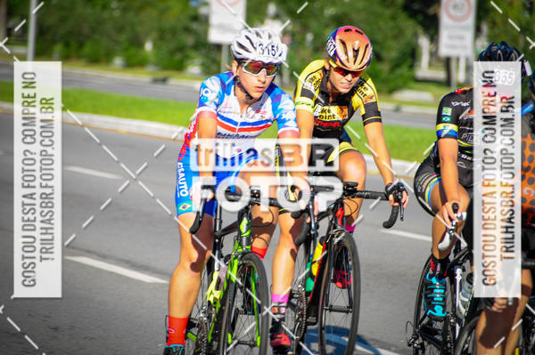 Buy your photos of the eventSubida do Morro da Cruz on Fotop
