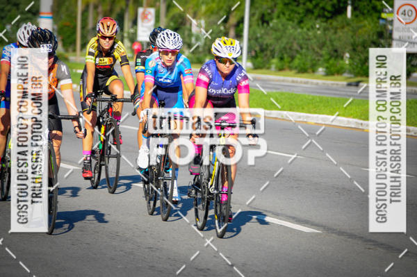 Buy your photos of the eventSubida do Morro da Cruz on Fotop