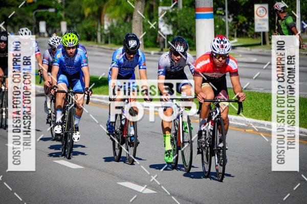 Buy your photos of the eventSubida do Morro da Cruz on Fotop