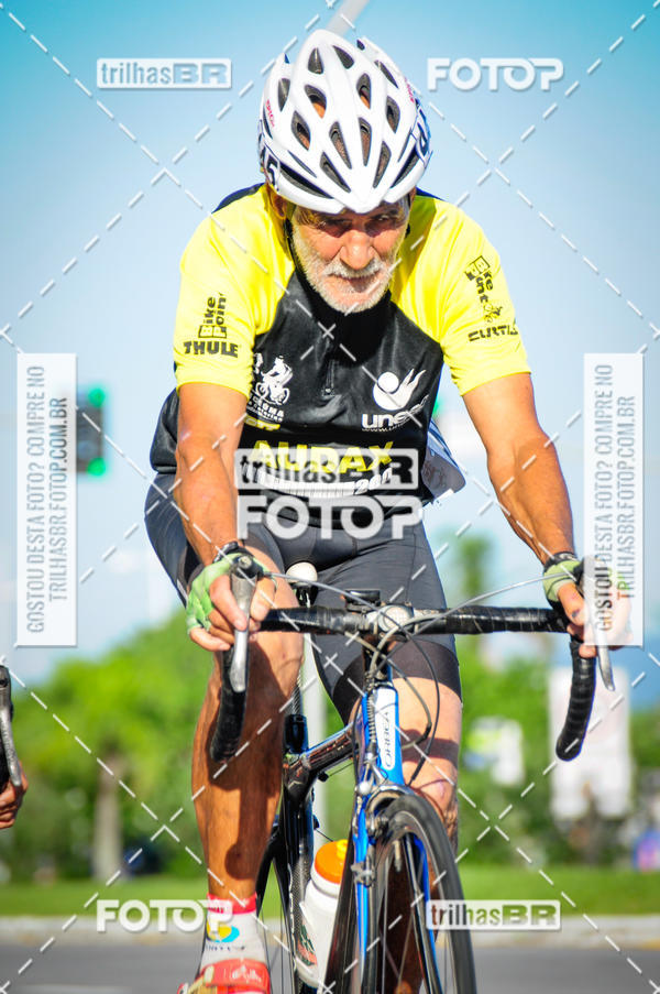 Buy your photos of the eventSubida do Morro da Cruz on Fotop