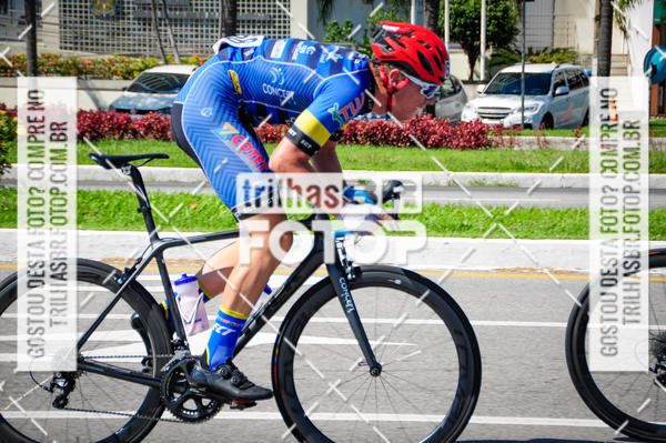 Buy your photos of the eventSubida do Morro da Cruz on Fotop