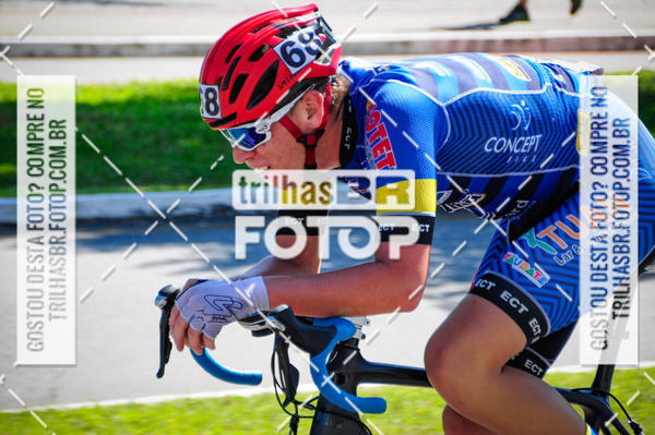 Buy your photos of the eventSubida do Morro da Cruz on Fotop