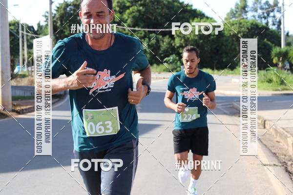 Buy your photos of the eventCORRIDA POR MAIS SADE on Fotop