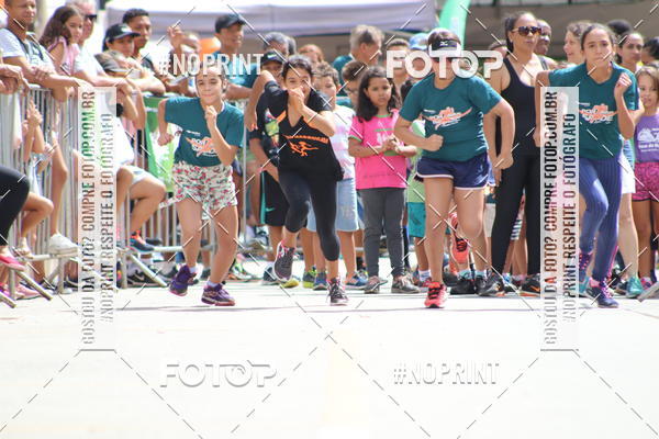 Buy your photos of the eventCORRIDA POR MAIS SADE on Fotop