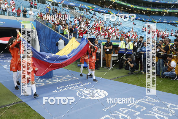 Compre as suas fotos do eventoVenezuela x Peru no Fotop