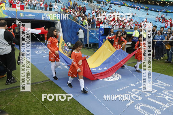 Compre as suas fotos do eventoVenezuela x Peru no Fotop