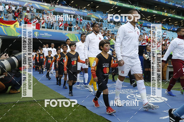 Compre suas fotos do eventoVenezuela x Peru no Fotop