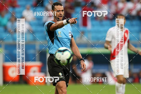 Compre suas fotos do eventoVenezuela x Peru no Fotop