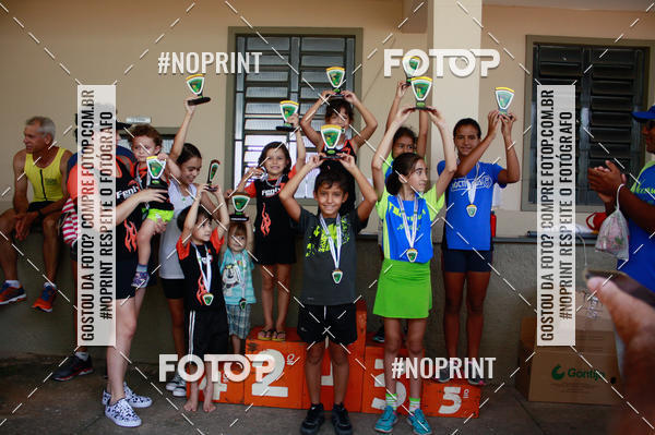 Buy your photos of the eventCORRIDA KIDS DE FRIAS_18.CORRIDA DE FRRIAS_N.S. DAS GRAAS-DIVINPOLIS on Fotop