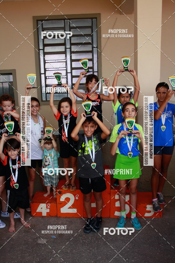 Buy your photos of the eventCORRIDA KIDS DE FRIAS_18.CORRIDA DE FRRIAS_N.S. DAS GRAAS-DIVINPOLIS on Fotop