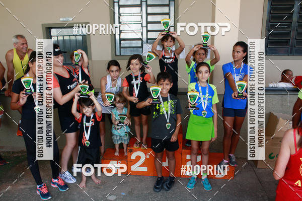 Buy your photos of the eventCORRIDA KIDS DE FRIAS_18.CORRIDA DE FRRIAS_N.S. DAS GRAAS-DIVINPOLIS on Fotop