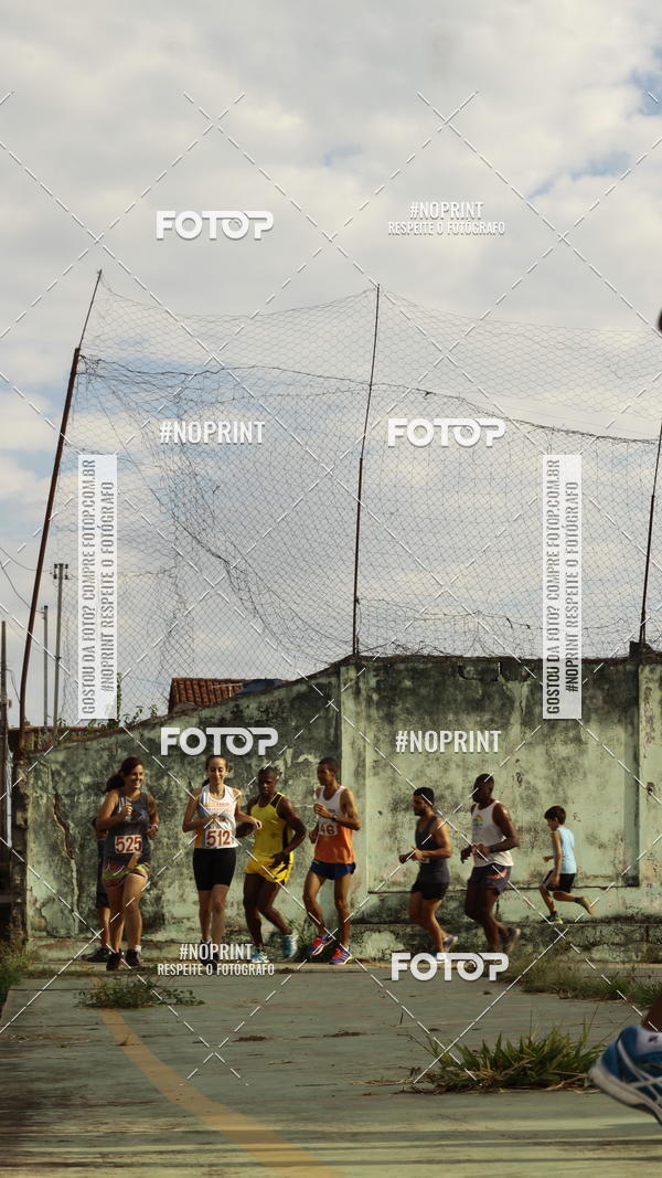 Buy your photos of the eventCORRIDA KIDS DE F�RIAS_18.CORRIDA DE FR�RIAS_N.S. DAS GRA�AS-DIVIN�POLIS on Fotop