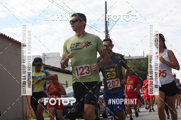 Buy your photos of the eventCORRIDA KIDS DE FRIAS_18.CORRIDA DE FRRIAS_N.S. DAS GRAAS-DIVINPOLIS on Fotop