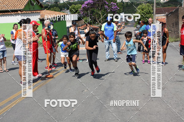 Buy your photos of the eventCORRIDA KIDS DE FRIAS_18.CORRIDA DE FRRIAS_N.S. DAS GRAAS-DIVINPOLIS on Fotop