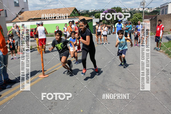 Buy your photos of the eventCORRIDA KIDS DE FRIAS_18.CORRIDA DE FRRIAS_N.S. DAS GRAAS-DIVINPOLIS on Fotop