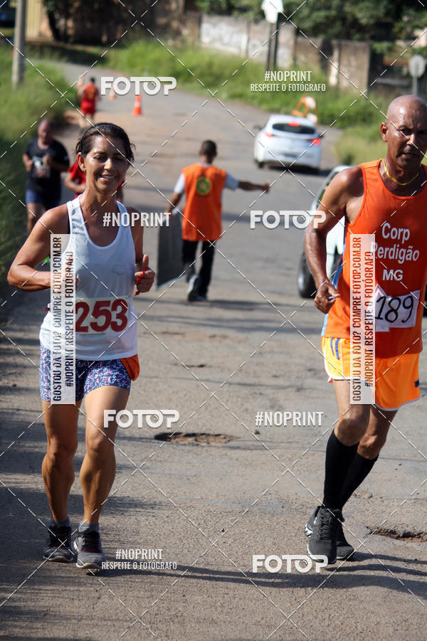 Buy your photos of the event18 Corrida de Frias no bairro Nossa Senhora das Graas on Fotop