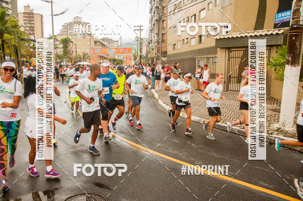 Buy your photos of the event8 Km Vero PRAIA GRANDE on Fotop