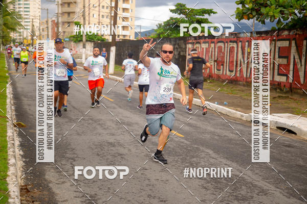 Acquista le foto dell'evento8 Km Vero PRAIA GRANDE in Fotop