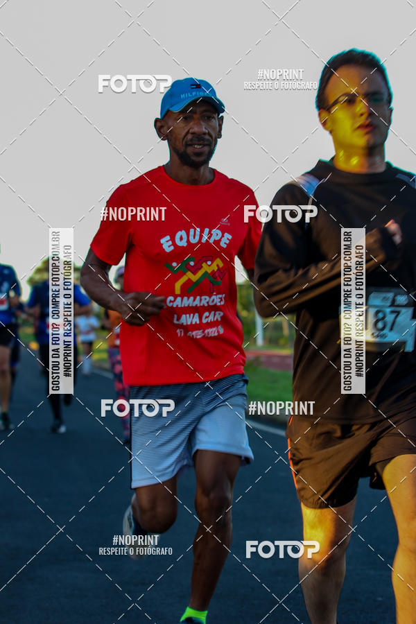 Buy your photos of the eventSANTANDER TRACK&FIELD RUN SERIES Iguatemi So Jos do Rio Preto II on Fotop