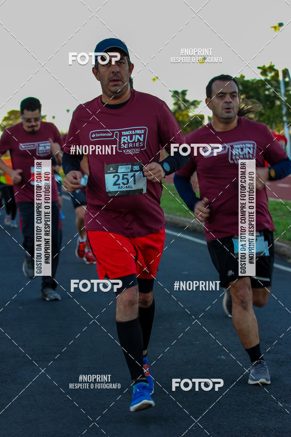 Achetez vos photos de l'vnementSANTANDER TRACK&FIELD RUN SERIES Iguatemi So Jos do Rio Preto II sur Fotop