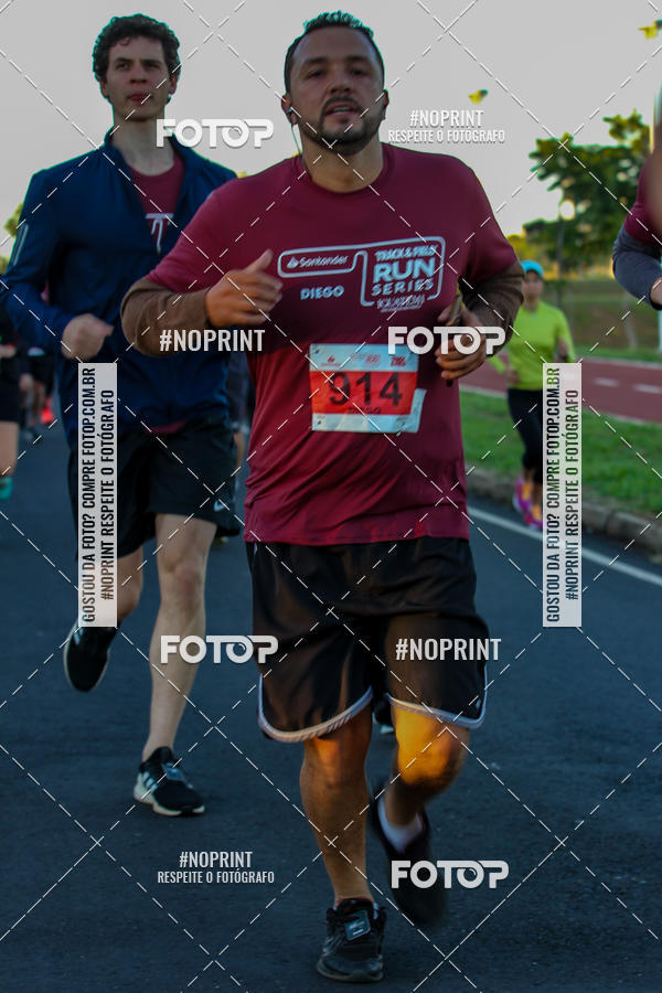 Achetez vos photos de l'vnementSANTANDER TRACK&FIELD RUN SERIES Iguatemi So Jos do Rio Preto II sur Fotop