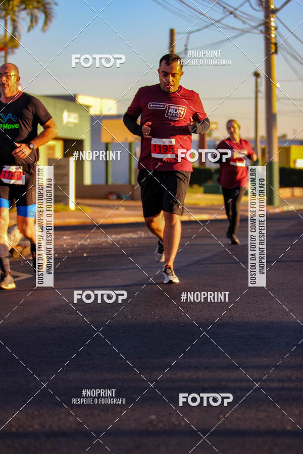 Buy your photos of the eventSANTANDER TRACK&FIELD RUN SERIES Iguatemi So Jos do Rio Preto II on Fotop
