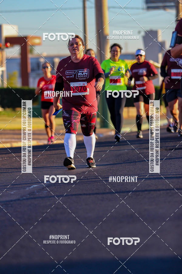 Buy your photos of the eventSANTANDER TRACK&FIELD RUN SERIES Iguatemi So Jos do Rio Preto II on Fotop