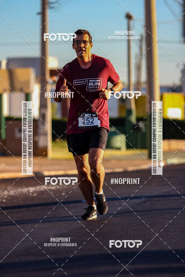 Buy your photos of the eventSANTANDER TRACK&FIELD RUN SERIES Iguatemi So Jos do Rio Preto II on Fotop