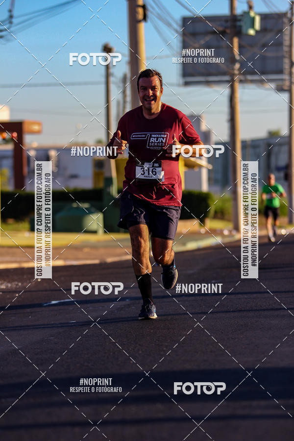 Buy your photos of the eventSANTANDER TRACK&FIELD RUN SERIES Iguatemi So Jos do Rio Preto II on Fotop